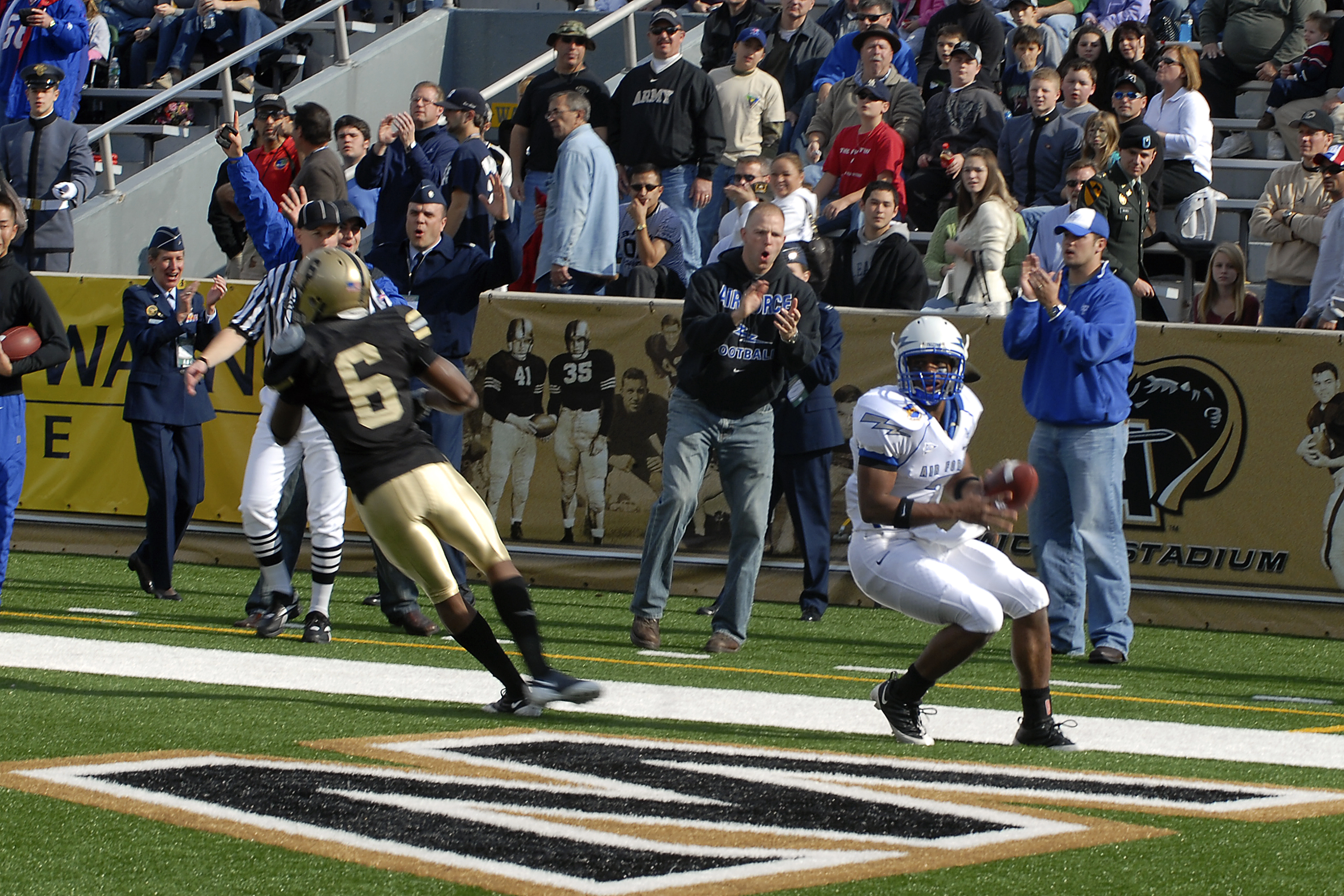 Air Force Wins Army Air Force Game