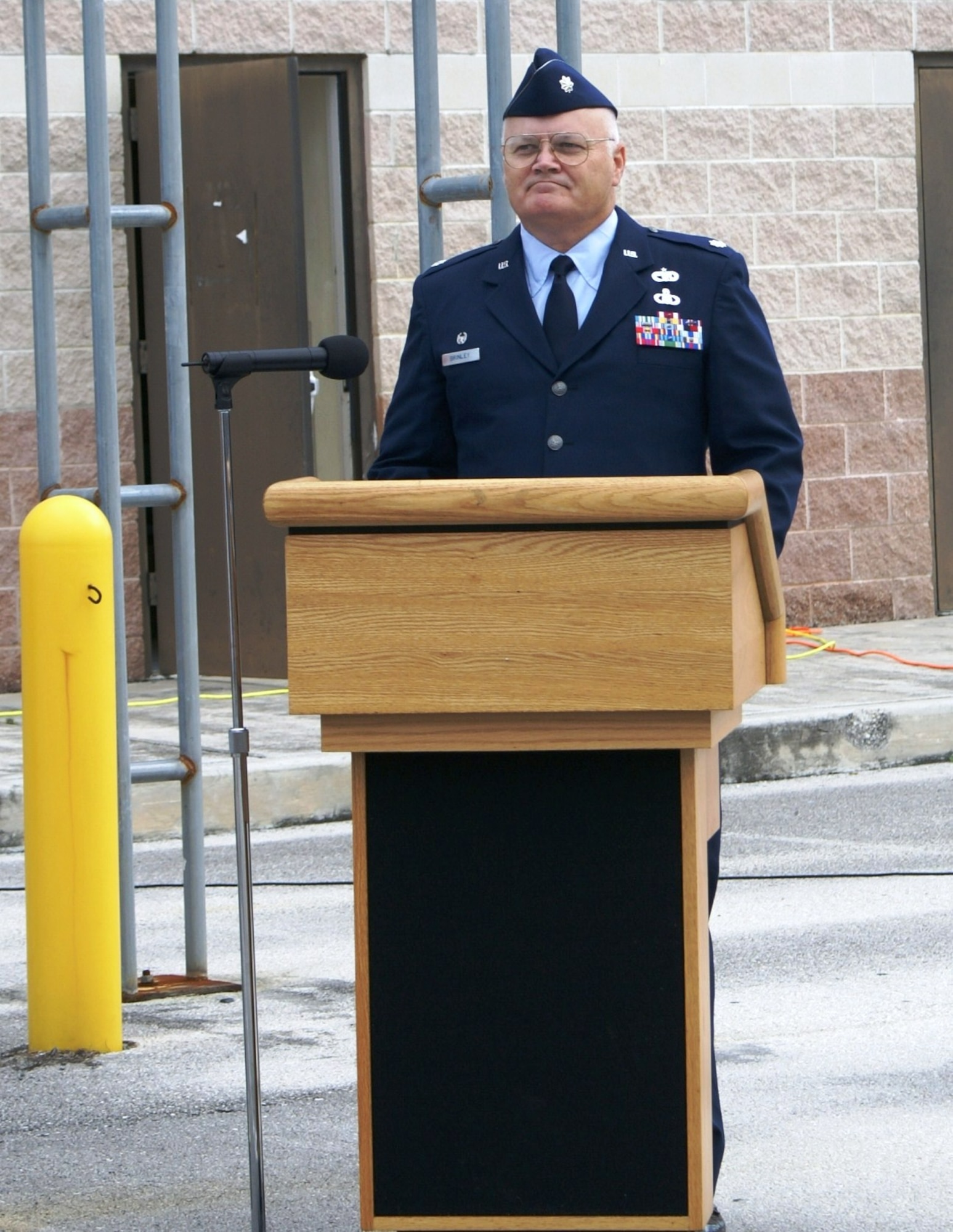 Lieutenant Colonel Robert E. Brinley assumed command of the 482nd Logistics Readiness Squadron, Homestead Air Reserve Base during a ceremony on Nov. 1.  He comes to Homestead ARB from 22nd Air Force, Dobbins ARB, Ga., where he held the position of Deputy Chief of Contingency Plans, 622nd Regional Support Group.  Lt. Col. Brinley was commissioned in 1987 and has served in a variety of positions to include: medical service corp, command post, logistics and the Strategic Mobility Center, U.S. Central Command.  (U.S. Air Force photo/Tech. Sgt. Destiny Miner)