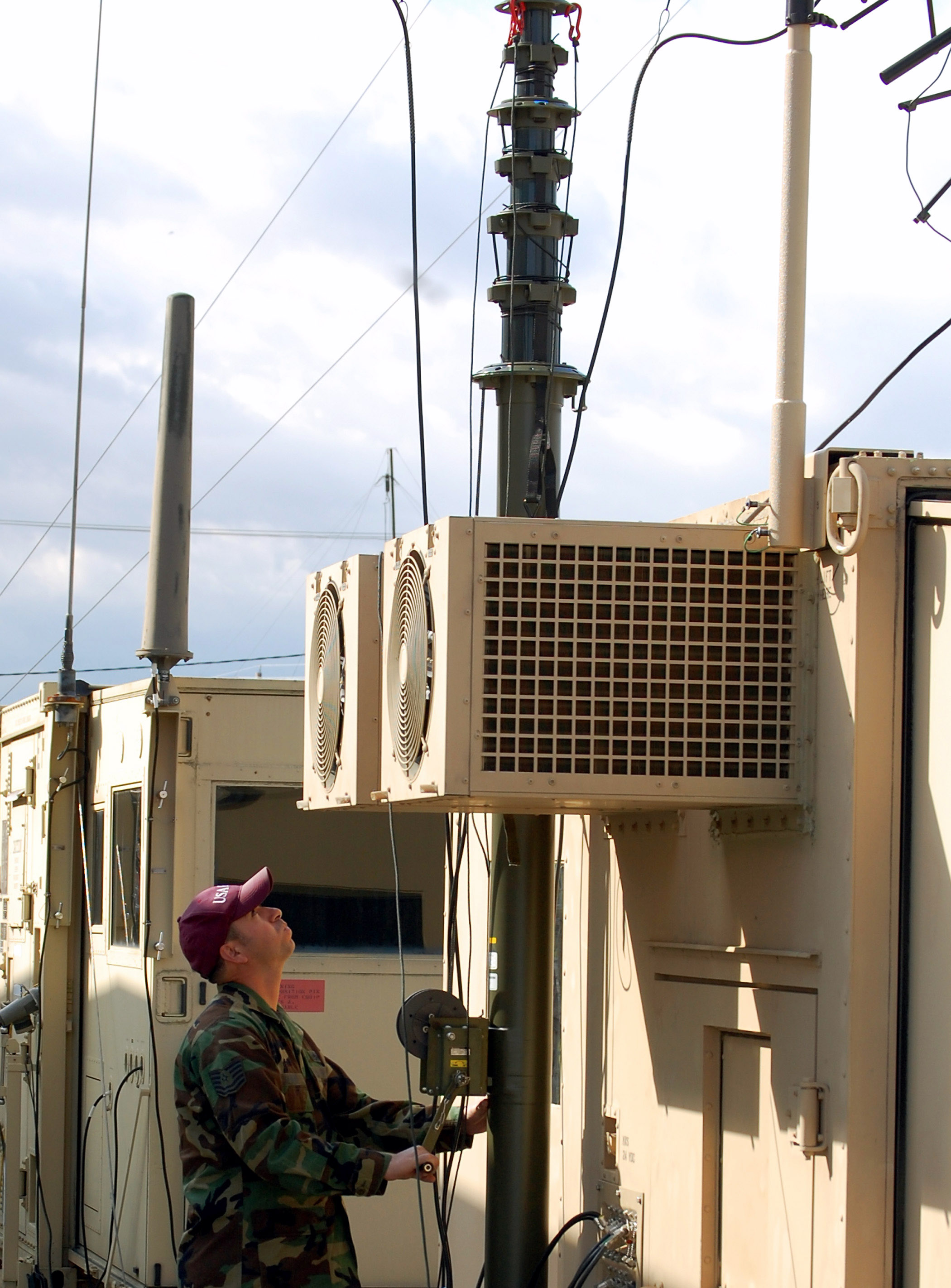 Newest mobile air shelter set up for training > Air Force > Article Display