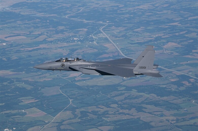 Singapore S First F 15 Sg Fighter Plane Rolls Off Boeing