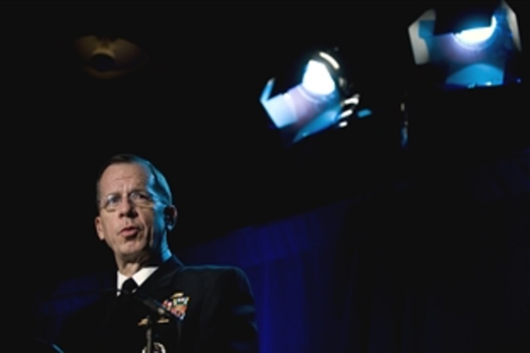 U.S Navy Adm. Mike Mullen, chairman of the Joint Chiefs of Staff, speaks at the USO Salute to Our Troops Gala at the American Museum of Natural History, New York, N.Y., Nov. 8, 2008. 