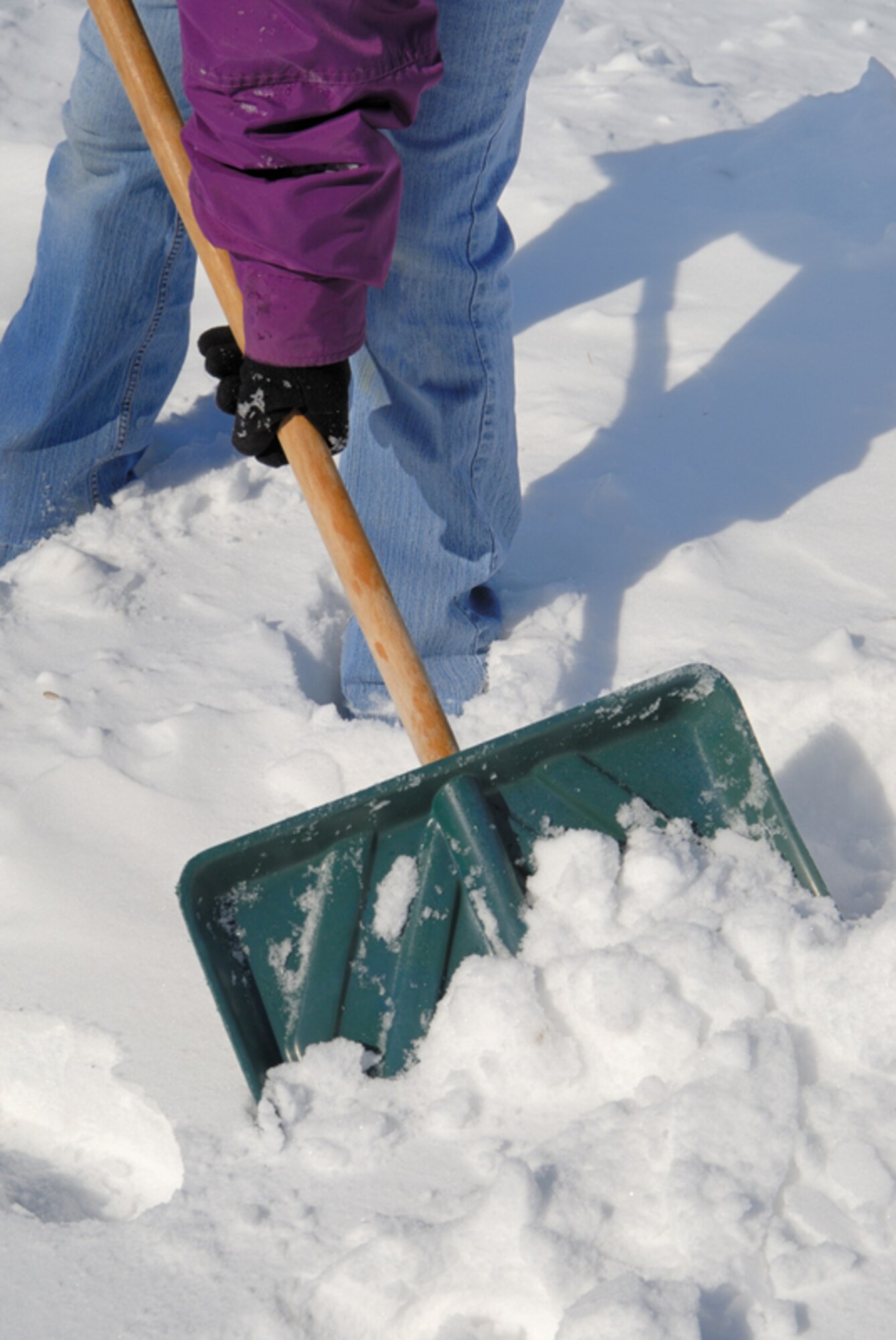 MINOT AIR FORCE BASE, N.D. -- With winter weather already here, base housing residents are reminded to keep up with the rules and guidelines established by the base housing management office for the winter months. (Courtesy photo)