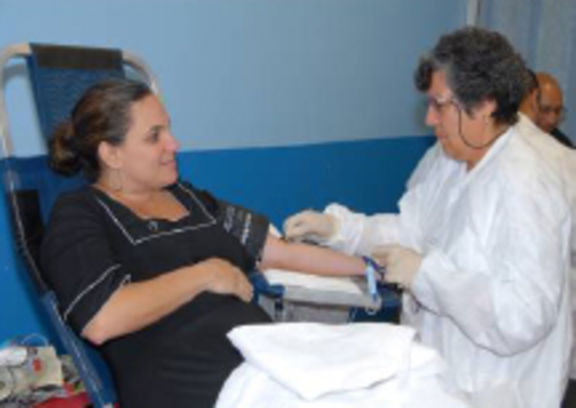 The American Red Cross chapter of Puerto Rico, carried out a blood harvesting session in Muñiz Air National Guard Base in Carolina. This activity took place as part of National Guard Week celebrations from 8 to the 12 of Sept..