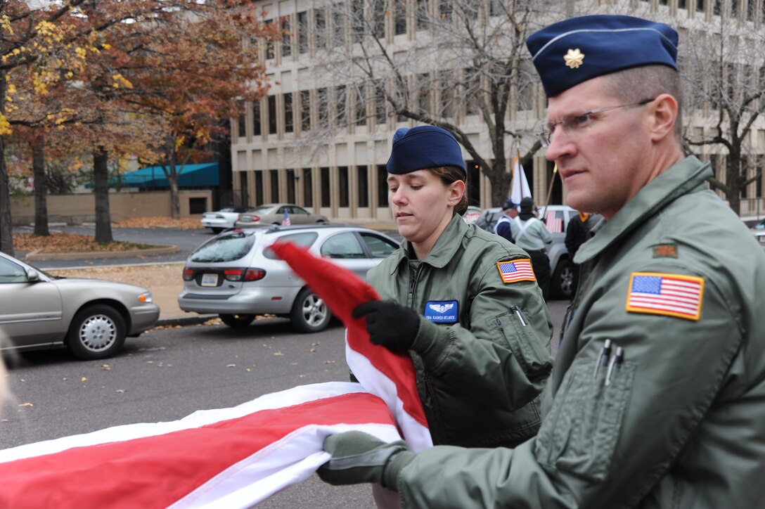 Officers and enlisted members of the 932nd Airlift Wing from Scott Air Force Base took the American flag to St. Louis and honored all veterans who had gone before them.  (U.S. Air Force photo/Maj. Stan Paregien)