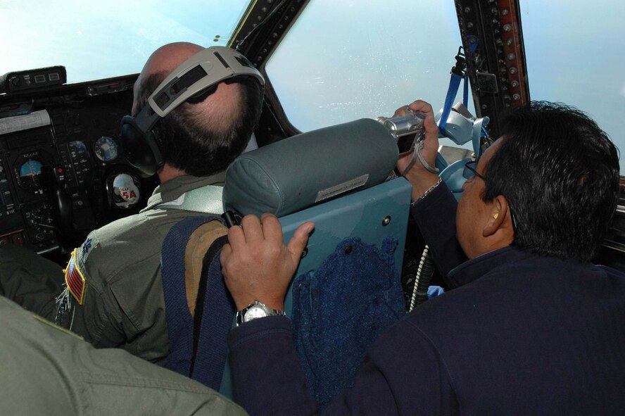 The 433rd Airlift Wing held its 15th annual Bosses' Day Lackland Air Force Base, San Antonio, Texas, Sat., Nov. 15, 2008. The event, held in co-operation with Texas Committee of Employer Support for the Guard and Reserve, helped employers better understand the time and sacrifice their employees invest in their role as Air Force reservists. Civilian bosses of wing reservists flew aboard an Alamo Wing C-5A Galaxy, the largest aircraft in the U.S. Air Force inventory, and witnessed an in-flight aerial refueling mission with a KC-135 Stratotanker over the Gulf of Mexico. Afterwards, Airmen and their civilian bosses sat down to a catered Texas barbecue luncheon.  (Air Force photo/Master Sgt. Daniel Nathaniel)