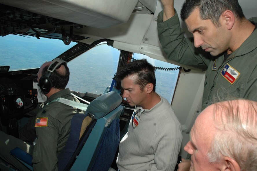 The 433rd Airlift Wing held its 15th annual Bosses' Day Lackland Air Force Base, San Antonio, Texas, Sat., Nov. 15, 2008. The event, held in co-operation with Texas Committee of Employer Support for the Guard and Reserve, helped employers better understand the time and sacrifice their employees invest in their role as Air Force reservists. Civilian bosses of wing reservists flew aboard an Alamo Wing C-5A Galaxy, the largest aircraft in the U.S. Air Force inventory, and witnessed an in-flight aerial refueling mission with a KC-135 Stratotanker over the Gulf of Mexico. Afterwards, Airmen and their civilian bosses sat down to a catered Texas barbecue luncheon.  (Air Force photo/Master Sgt. Daniel Nathaniel)