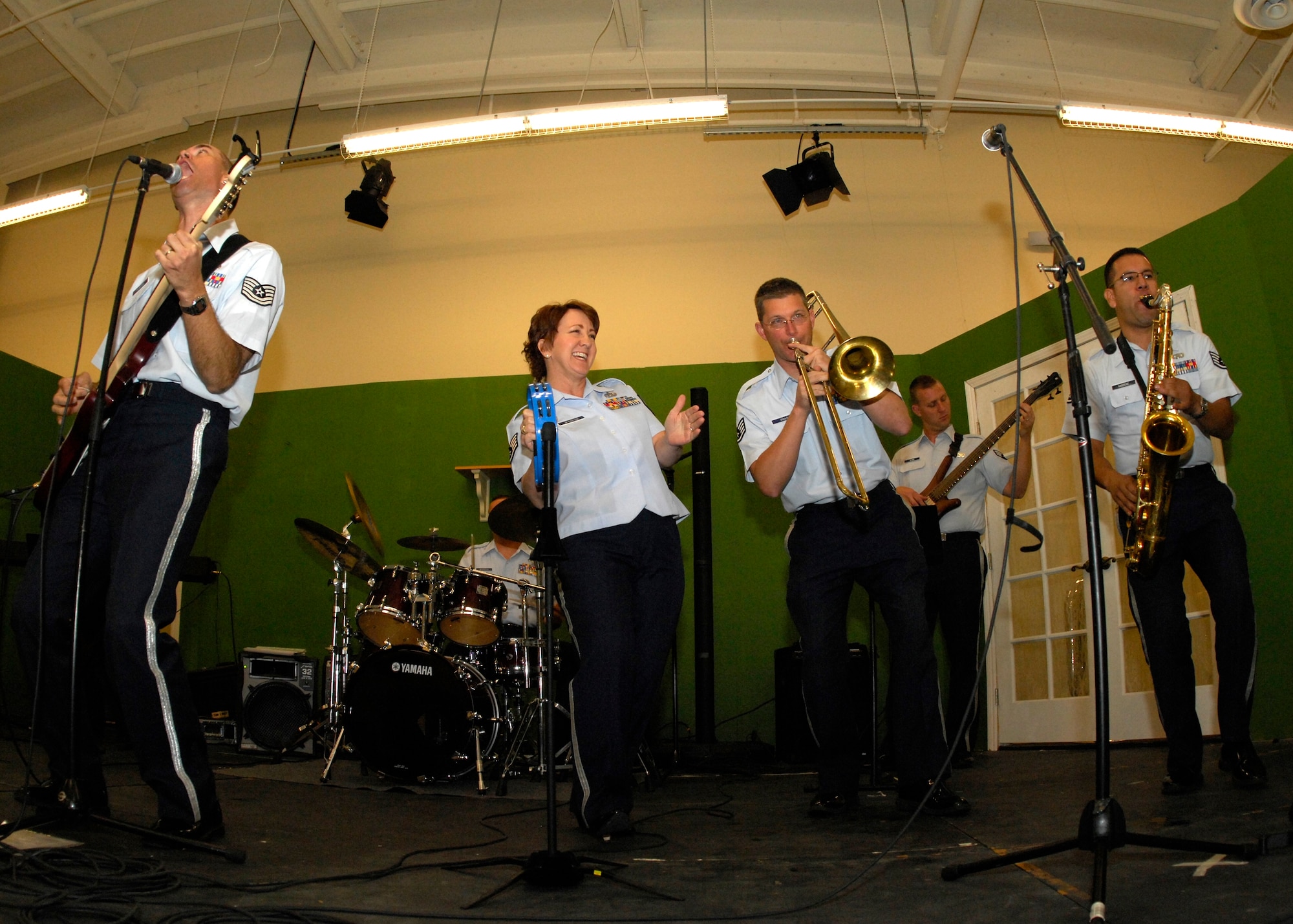 The Air National Guard Band of the Southwest performs for students at Vista Mar School in El Segundo, Calif., as part of the many events taking place during Air Force Week, Nov.17, 2008. Air Force Week serves as the premier platform to share the Air Force story with our fellow citizens. Air Force Week includes community visits and talks by Air Force officials, flight demonstrations and displays providing an up close and personal look at the men and women of the Air Force serving worldwide in defense of freedom. (U.S. Air Force photo by Stephen D. Schester)