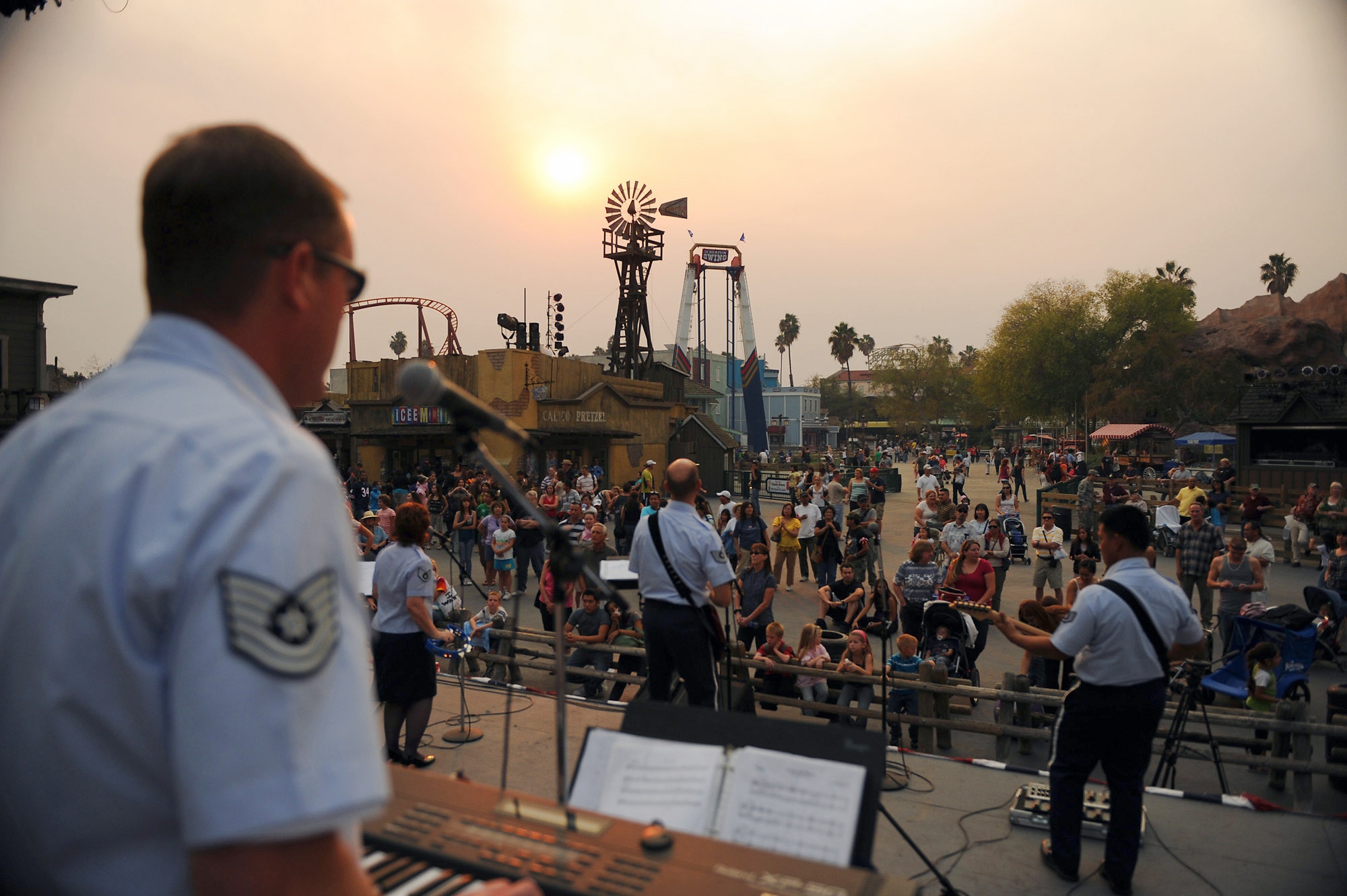 Members of the Air National Guard Band of The Southwest perform Nov. 15 at Knott's Berry Farm in Los Angeles. The band is performing during Air Force Week Los Angeles, which is an event designed to educate the local population about the Air Force's capabilities and missions through various activities and exhibitions all over the Los Angeles area. (U.S. Air Force photo/Staff Sgt. Desiree N. Palacios) 
