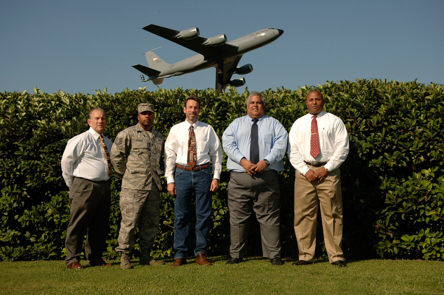 The Air Traffic Control Association on Nov. 4 presented Air Mobility Command?s Terminal Instrument Procedures team with the Earl F. Ward Memorial Award at its 53rd annual conference and exposition in Washington, D.C.  The AMC team is composed of 13 air traffic control TERP specialists, located both at Scott Air Force Base, Ill., and at MacDill AFB, Fla. The MacDill AFB TERP specialists are, from left to right:  Jaime Aviles, Tech. Sgt. DeShaun Johnson, Scot Nowak, Raul Zayas, and Dwayne Emsweller.