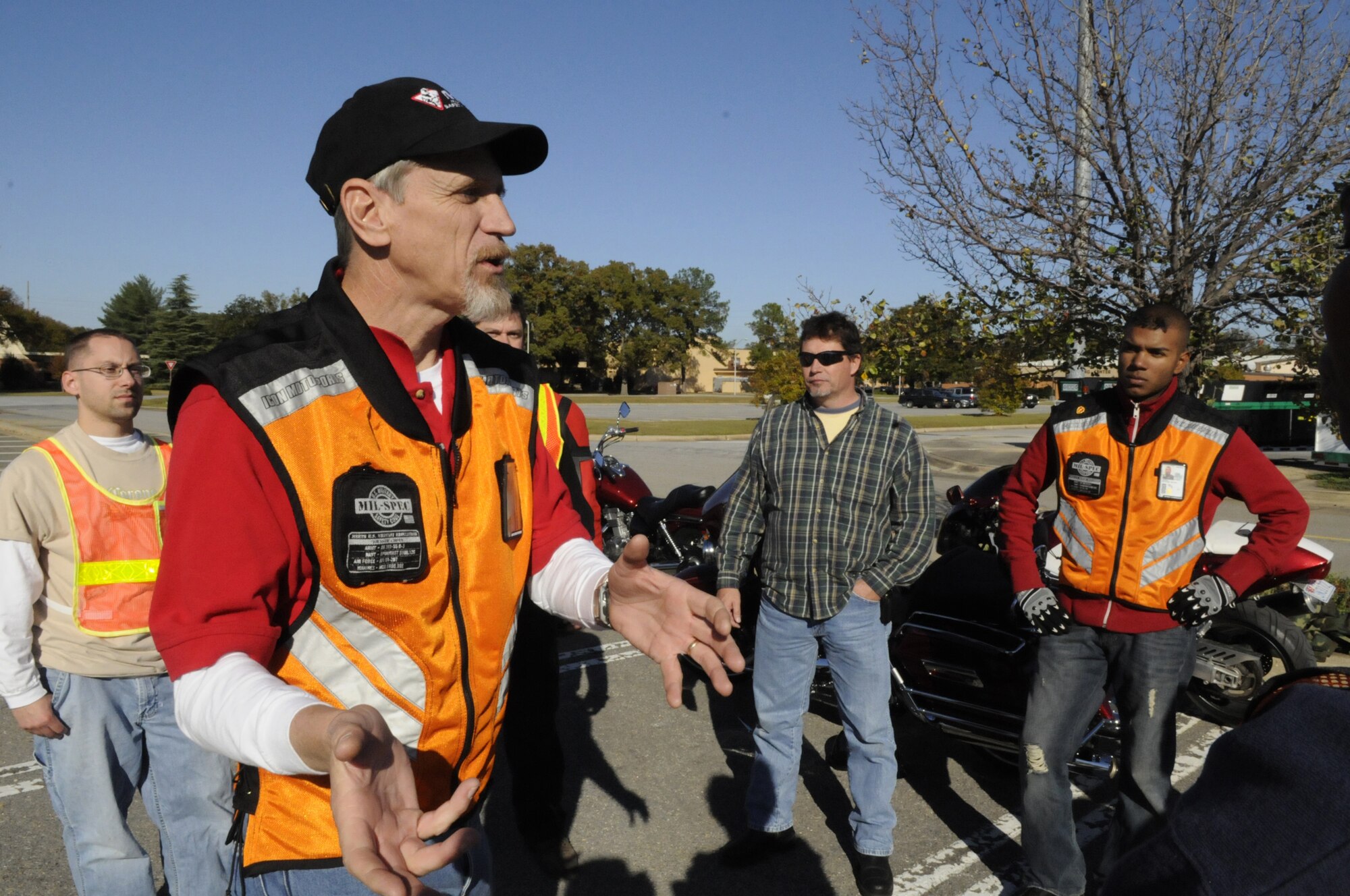 Rider instructor Donn Johnson gives instructions on driving safely during the basic riders course Nov. 17. U. S. Air Force photo by Sue Sapp