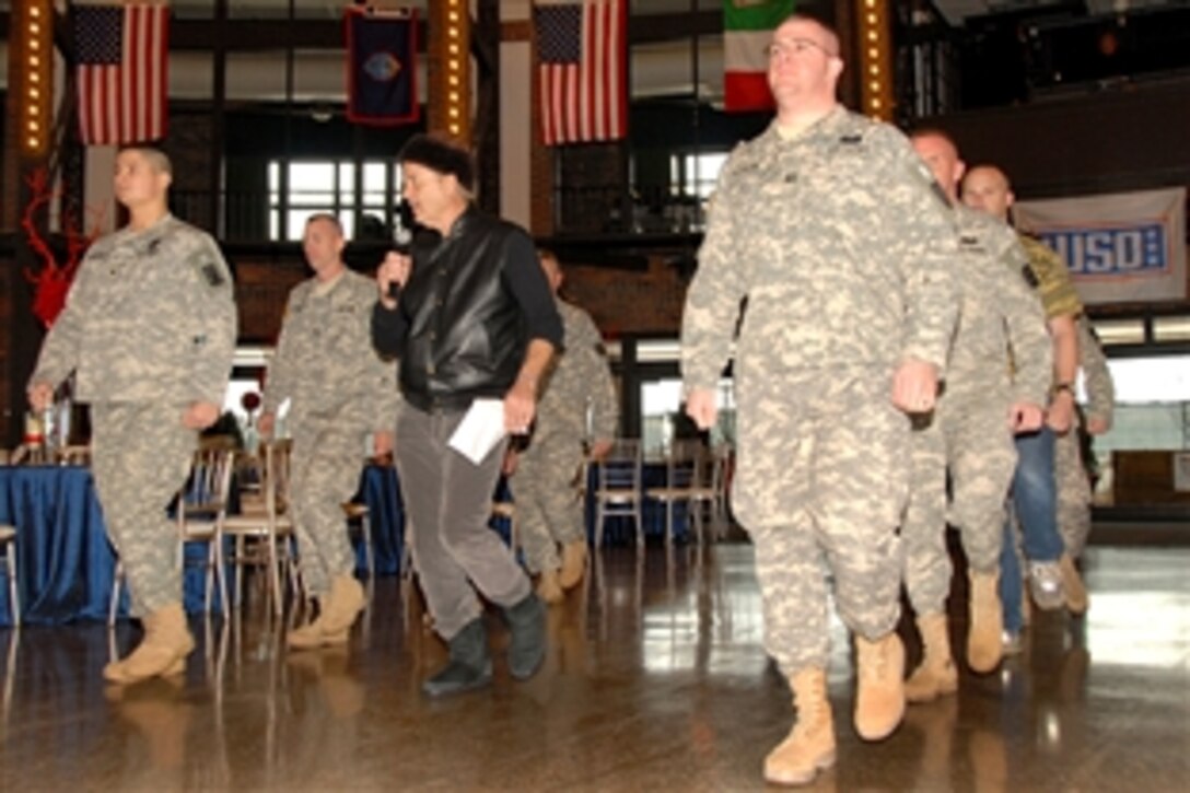 Illinois Army National Guard soldiers rehearse a skit from the movie "Stripes" with Bill Murray before the 2008 Salute to our Troops USO of Illinois Gala in Chicago, Nov. 15, 2008. 