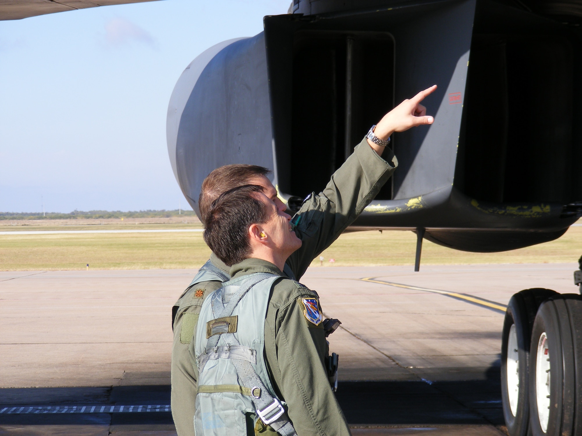DYESS AIR FORCE BASE, Fla. - Col. Steven DePalmer, 53rd Wing commander,  inspects B-1B Lancer at Dyess AFB. (Courtesy photo)