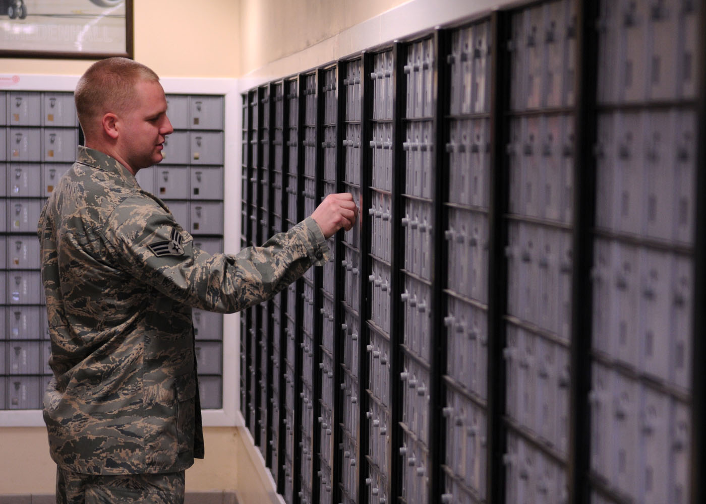 Holiday postal hours extended > Royal Air Force Mildenhall > RAF