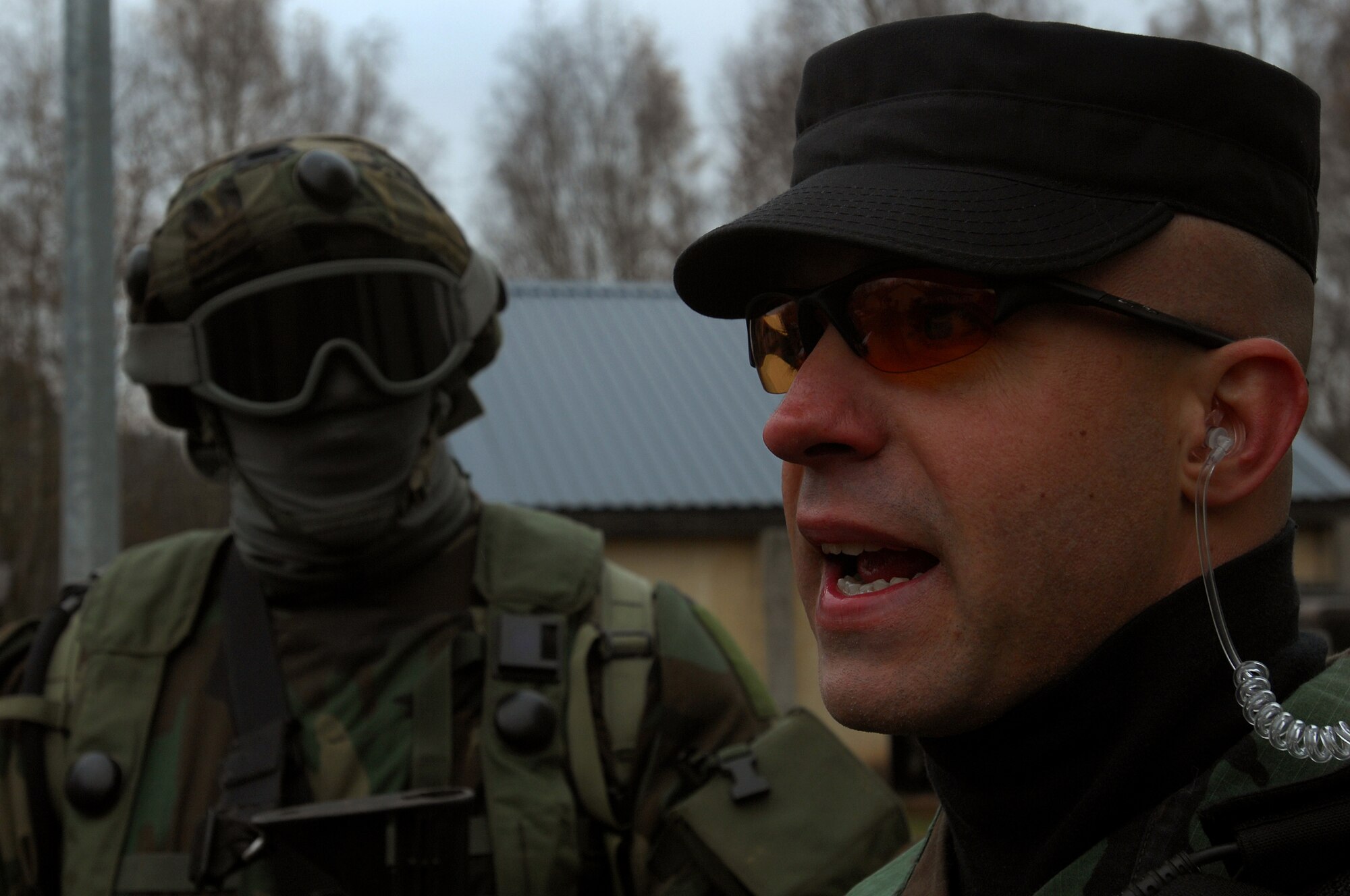 Tech. Sgt. Mike Stevens, 786th Security Forces Squadron, Creek Defender instructor, briefs SFS students participating in urban operations, Nov. 18, 2008, Baumholder, Germany. (U.S. Air Force photo by Airman 1st Class Kenny Holston)