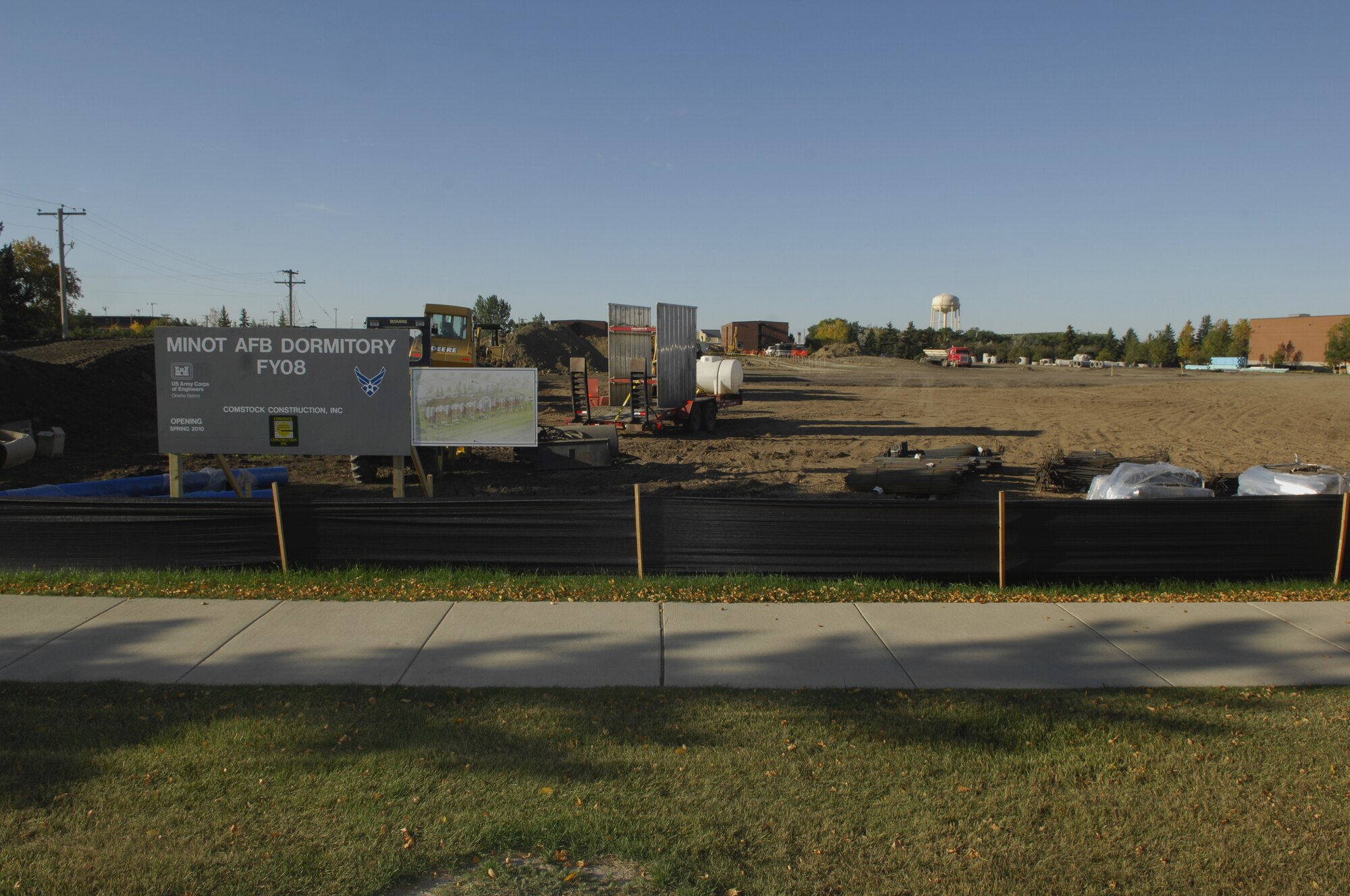 MINOT AIR FORCE BASE, N.D. -- Construction of the new dormitories for Airman continues here Sept. 30.  The project is set to be completed in the spring of 2010.  Overall, six new facilities will be built to replace the current base dormitories, which were built between 1957 and 1975 (U.S. Air Force photo by Senior Airman Joe Rivera)