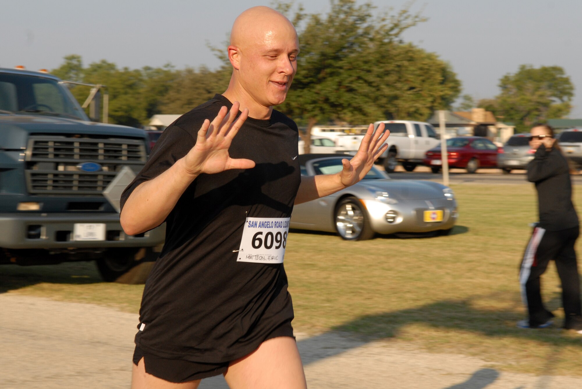 Army Staff Sgt. Eric Mattson, 344th Military Intelligence Batallion Bravo Company drill sergeant, approaches the finish line of the 10-kilometer race portion of the 2008 ArmyDillo Run at Mary E. Lee Park in San Angelo, Texas, Sept. 27.  More than 350 people participated in the annual event, which benefits the Sentinel Foundation and consists of a 10-kilometer race, a two-mile individual race, a two-mile team race, and a two-mile military formation race. (U.S. Air Force photo by Senior Airman Kasabyan Musal)