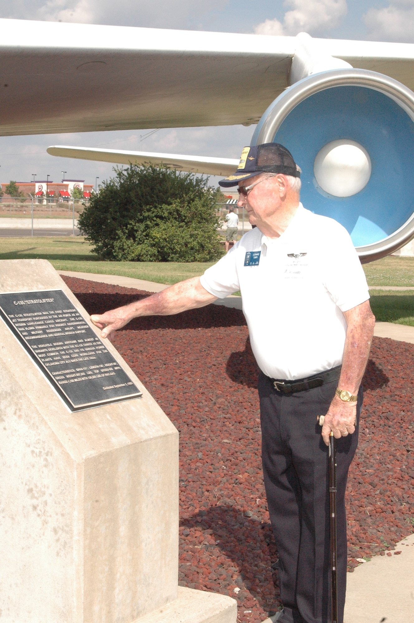 Retired bombers recollect Tokyo mission > Tinker Air Force Base