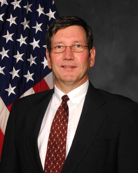 Dr. Roland Dutton with Air Force Research Laboratory's Materials and Manufacturing Directorate at Wright-Patterson Air Force Base, Ohio, is the recipient of the Meritorious Civilian Service award, the second highest honor that an Air Force civilian can receive. (Air Force photo)