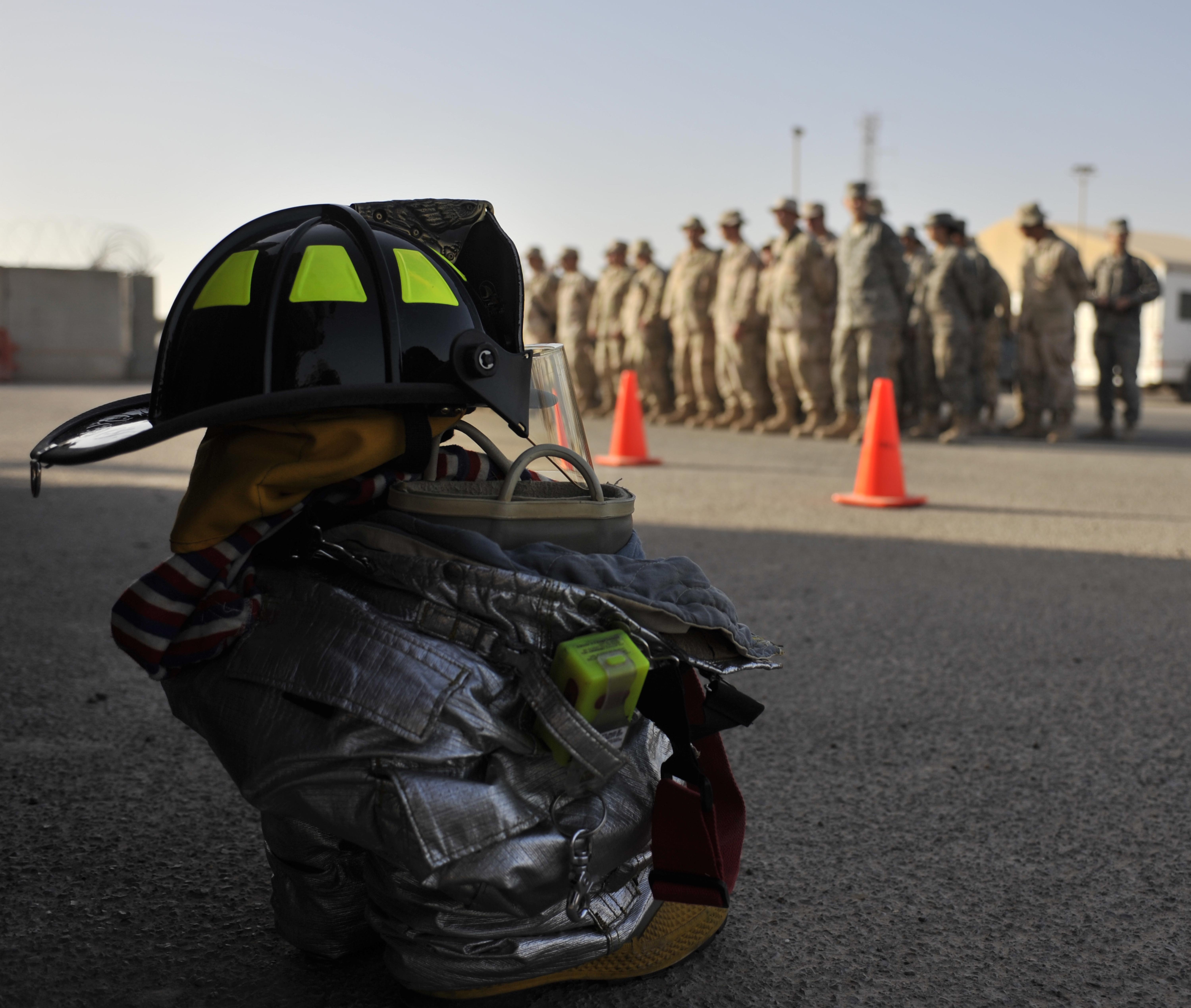 Deployed Airmen honor fallen firefighters > U.S. Air Forces Central > Display