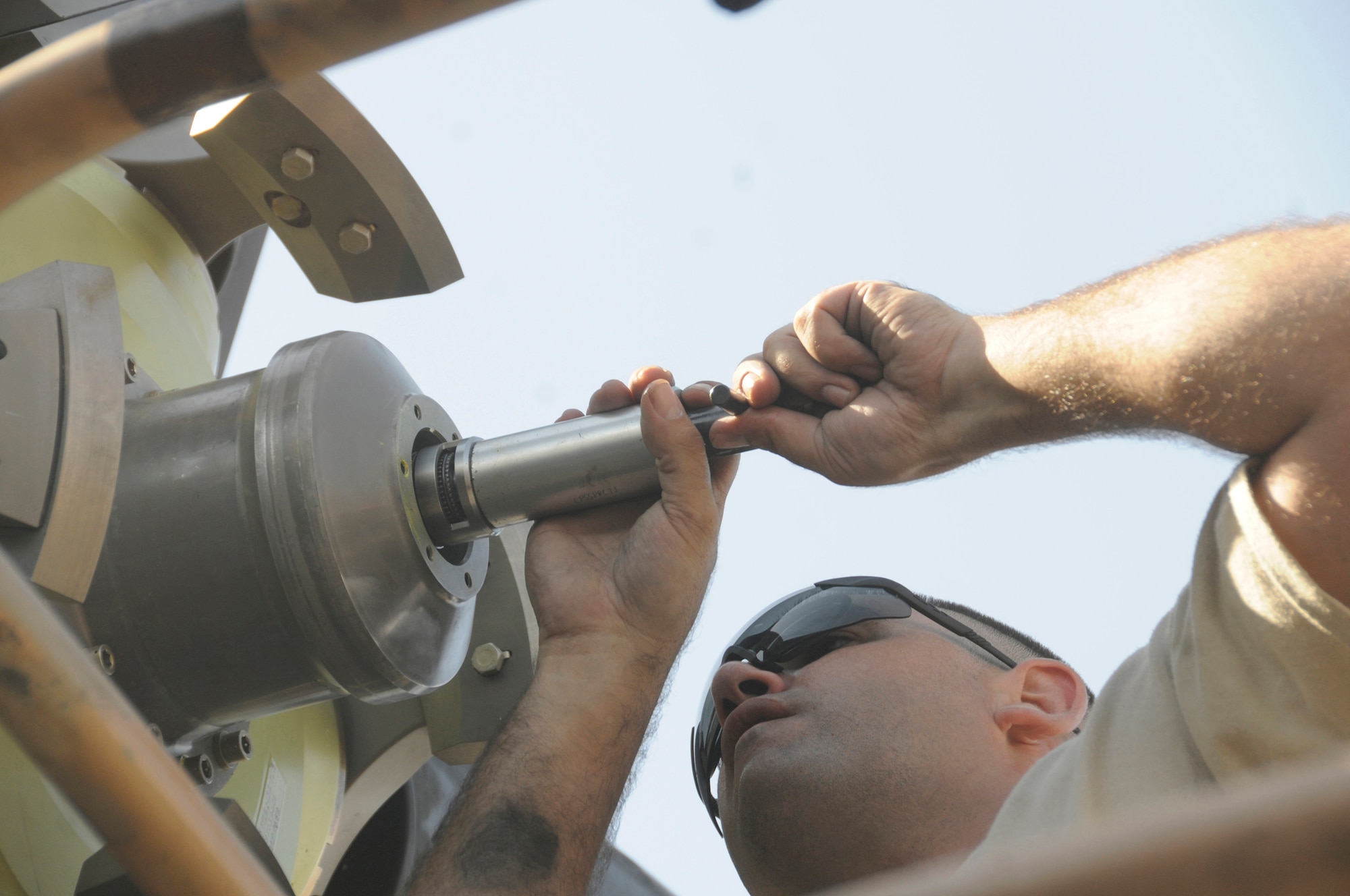 Tech. Sgt. James Gould, aerospace propulsion craftsman assigned to the 379th Expeditionary Aircraft Maintenance Squadron, performs a beta tube adjustment which tests the blade angle on a C-130J propeller Oct. 6, 2008, at an undisclosed air base in Southwest Asia.  Maintainers assigned to the EAMXS ensure aircraft are ready to fly missions in support of Operations Iraqi and Enduring Freedom and Joint Task Force-Horn of Africa.  Sergeant Gould, a native of Jackson, Miss., is deployed from Little Rock Air Force Base, Ark. (U.S. Air Force photo by Staff Sgt. Darnell T. Cannady/Released)