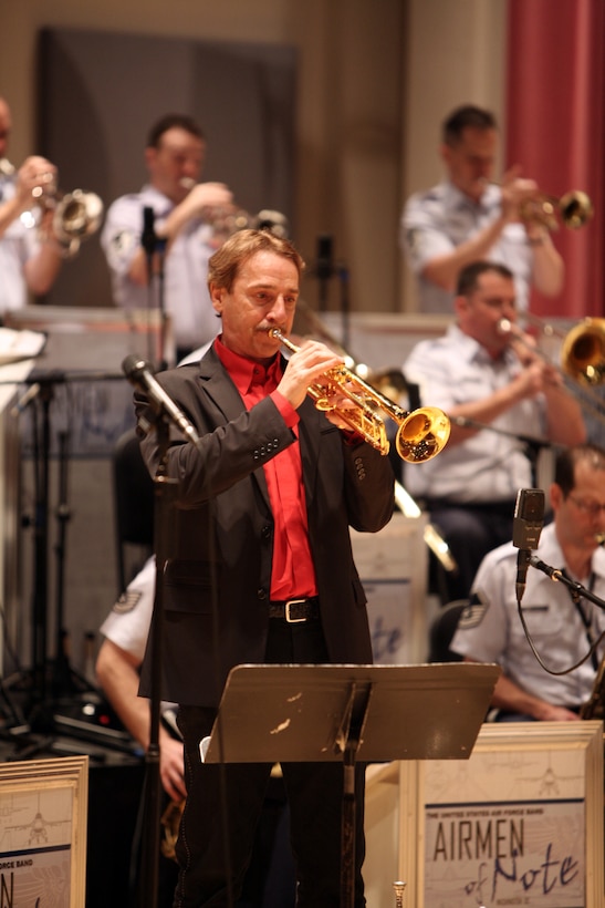 Trumpeter Allen Vizzutti performs in a recording session with the USAF Band's Airmen of Note on October 2, 2008.  The session took place in Gabriel Hall of Historic Hanger 2 on Bolling Air Force Base in Washington, DC. The recording will be sent to radio stations across the United States and Canada for broadcast in 2009. (Official Air Force photo by Senior Master Sgt. Robert Mesite)