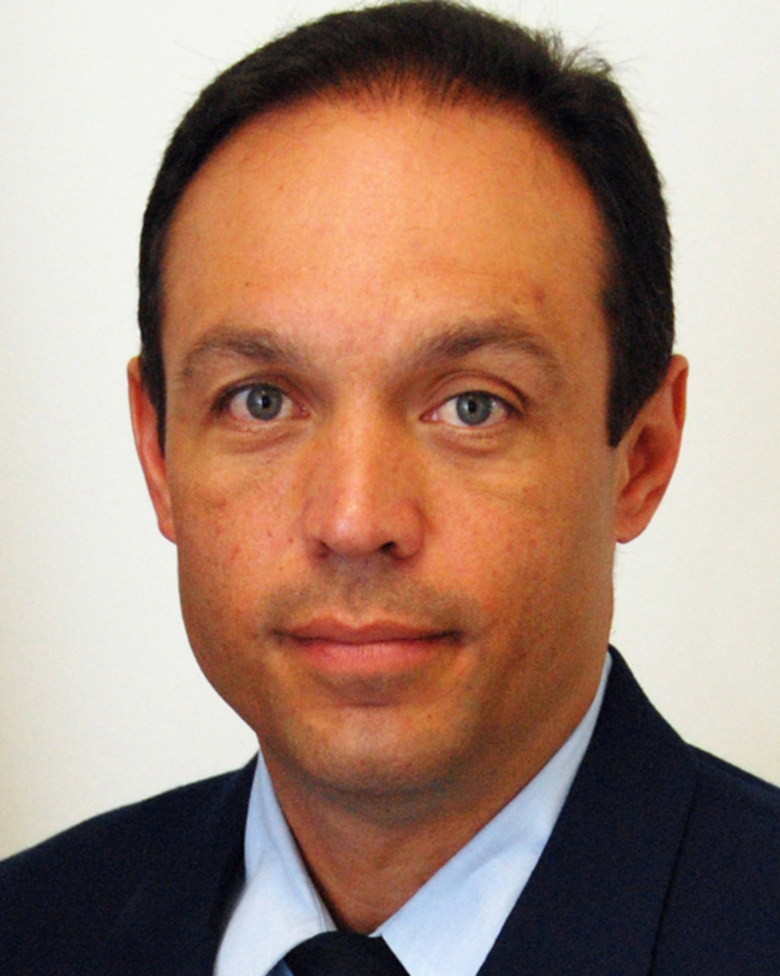 Reserve recruiter Master Sgt. Kevin French poses for a photo.  On Oct. 1, the former major league baseball prospect enlisted 14 people. (Courtesy photo)