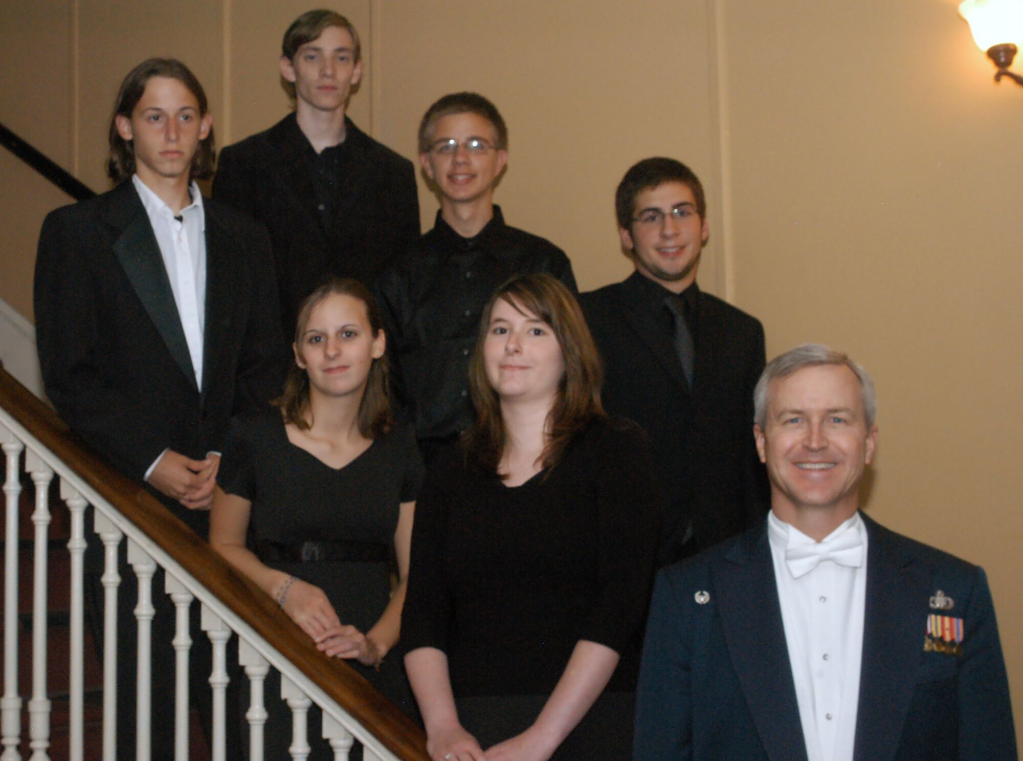 Stroudsburg students and Lt Col Lang