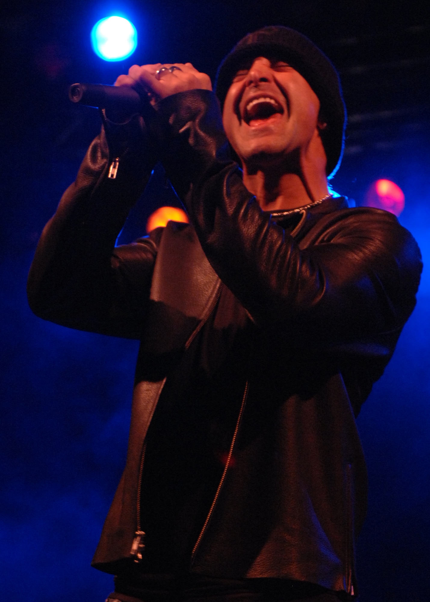 SPANGDAHLEM AIR BASE, Germany -- Scott Stapp performs Oct. 10, 2008 at the Skelton Memorial Fitness Center.  Mr. Stapp will be performing on military bases until Oct. 18 as part of the Armed Forces Entertainment tour. (U.S. Air Force photo by Airman 1st Class Jenifer H. Calhoun)