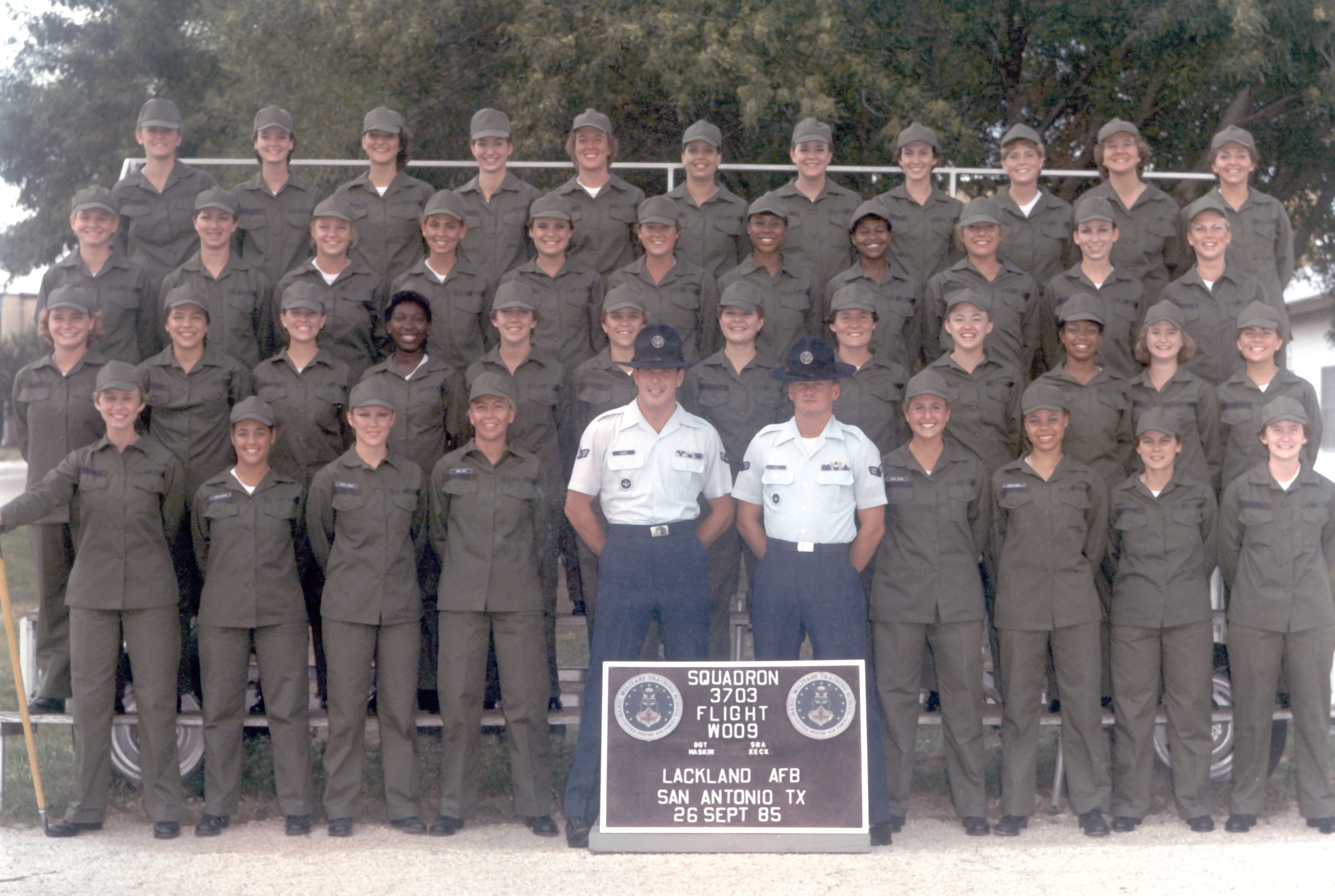 3703 Flt W009 Sep 1985