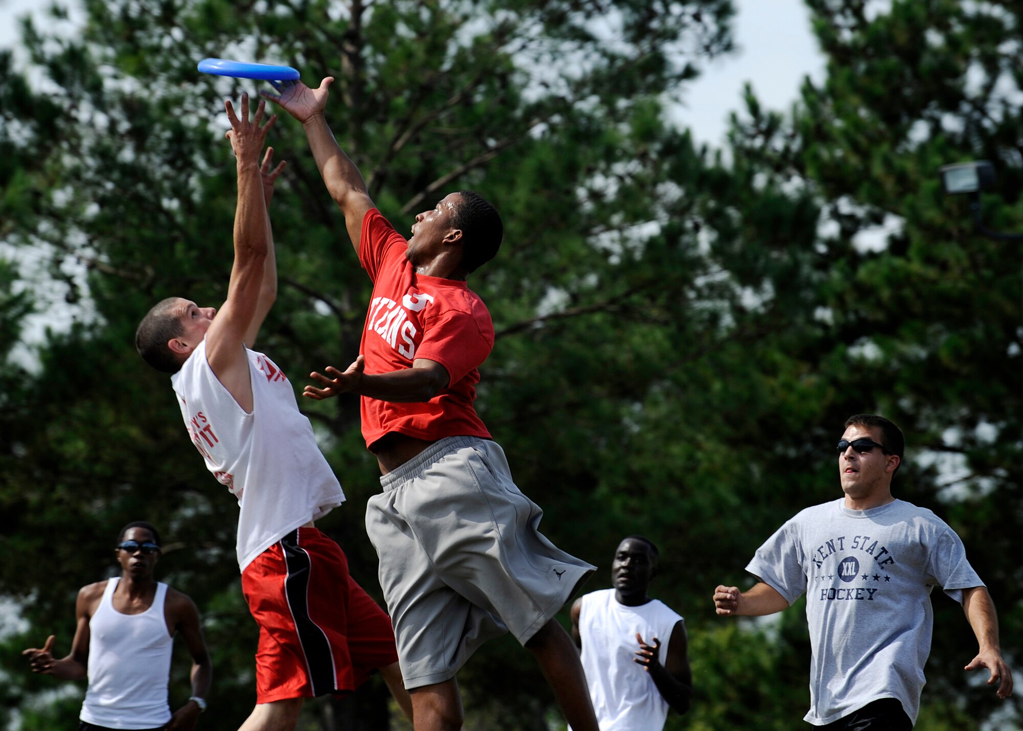 MOODY AIR FORCE BASE, Ga. –Team Moody members enjoy a game of frisbee football Oct. 17 here. Frisbee football was one of many sporting events held during Super Sports Day. (U.S. Air Force photo by Senior Airman Brittany Barker)