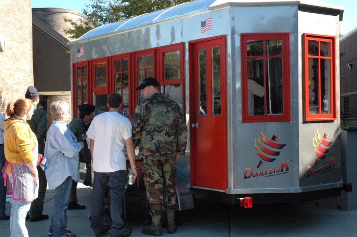 A line forms at the new doner kebab stand which sits in front of the Base Exchange here at Charleston Air Force Base, S.C.  The doner kebab can be found across Europe, and now at Charleston AFB, S.C. (U.S. Air Force photo/Capt. Tricia L. Hill)