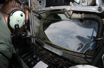 Tech. Sgt. David Tickle refuels an F-16 Fighting Falcon during RED FLAG Alaska 09-1 Oct. 17 at Eielson Air Force Base, Alaska. Sergeant Tickle is from the 91st Air Refueling Squadron at Mac Dill AFB, FL. RED FLAG-Alaska is a series of Pacific Air Forces field training exercises for U.S Forces and allies that provide joint offensive counter-air, interdiction, close air support, and large force employment in a simulated combat environment. (U.S. Air Force photo Airman Laura Max)
