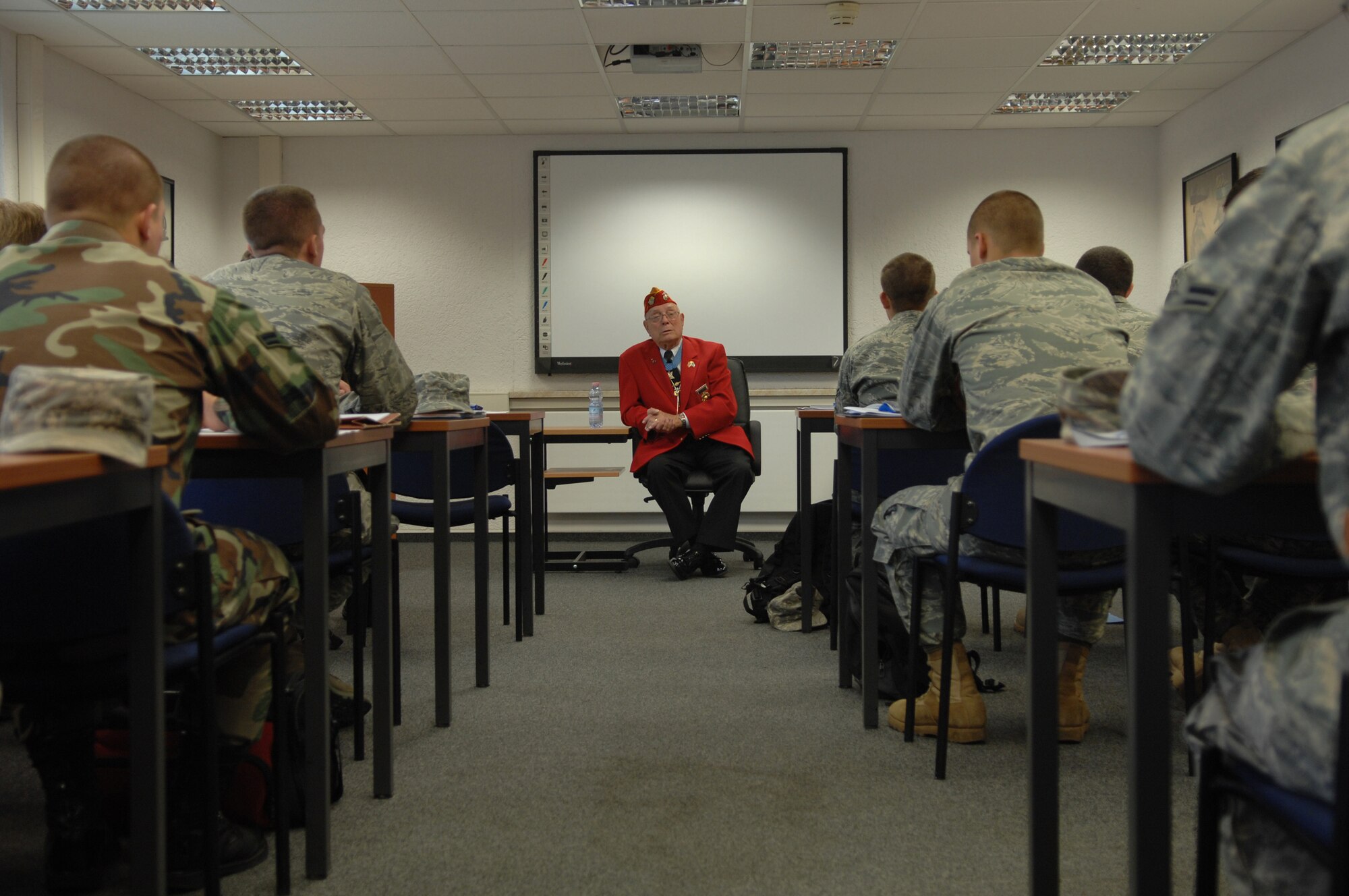 Hershel W. Williams, U.S. Marine Corps, Congressional Medal of Honor recipient, talks to students at the First Term Airmen Center, Ramstein, Germany, Oct. 21, 2008. Mr. Williams was awarded the Medal of Honor for heroic actions during World War II. (U.S. Photo by Airman 1st Class Tony R. Ritter)