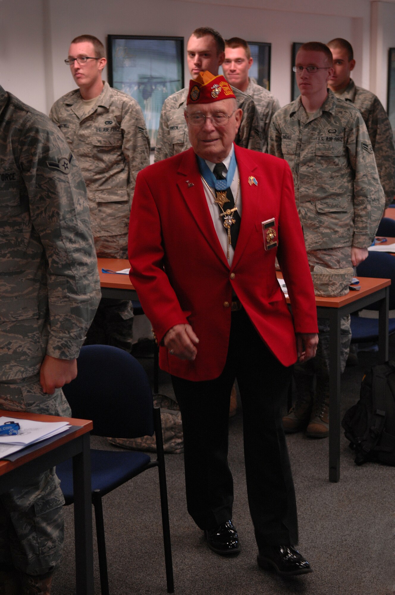 Hershel W. Williams, U.S. Marine Corps, Congressional Medal of Honor recipient, visits with students at the First Term Airmen Center, Ramstein, Germany, Oct. 21, 2008. Mr. Williams was awarded the Medal of Honor for heroic actions during World War II. (U.S. Photo by Airman 1st Class Tony R. Ritter)