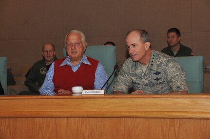 Mr. Tommy Lasorda, National Baseball Hall of Famer and vice president of Dodgers Baseball Team, talks about leadership with senior officials from U. S. Strategic Command during the Component Commanders Conference. The two-day conference provides a forum for the USSTRATCOM commander, Gen. Kevin Chilton, the senior staff and component commanders to discuss mission-related issues and other important topics. Lasorda is recognized not only as a famous baseball coach, but also a motivational speaker (Photo by Steve Cunningham).