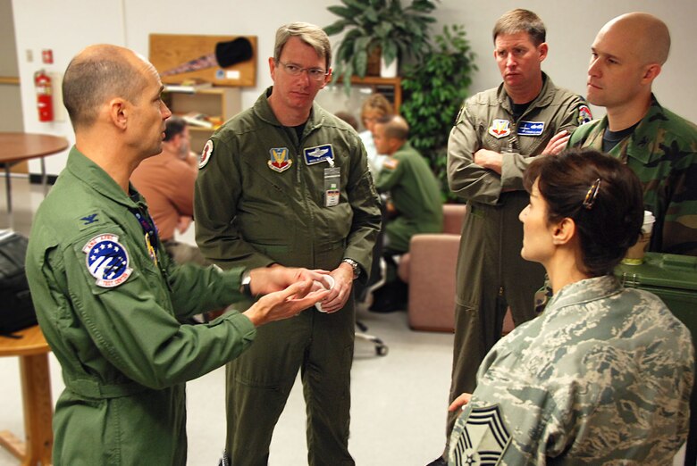 Guard Reserve Warfighters Chart Tactics Course U S Air Force Article Display National guard and reserve members and veterans have access to the homebuying benefits of va loans.