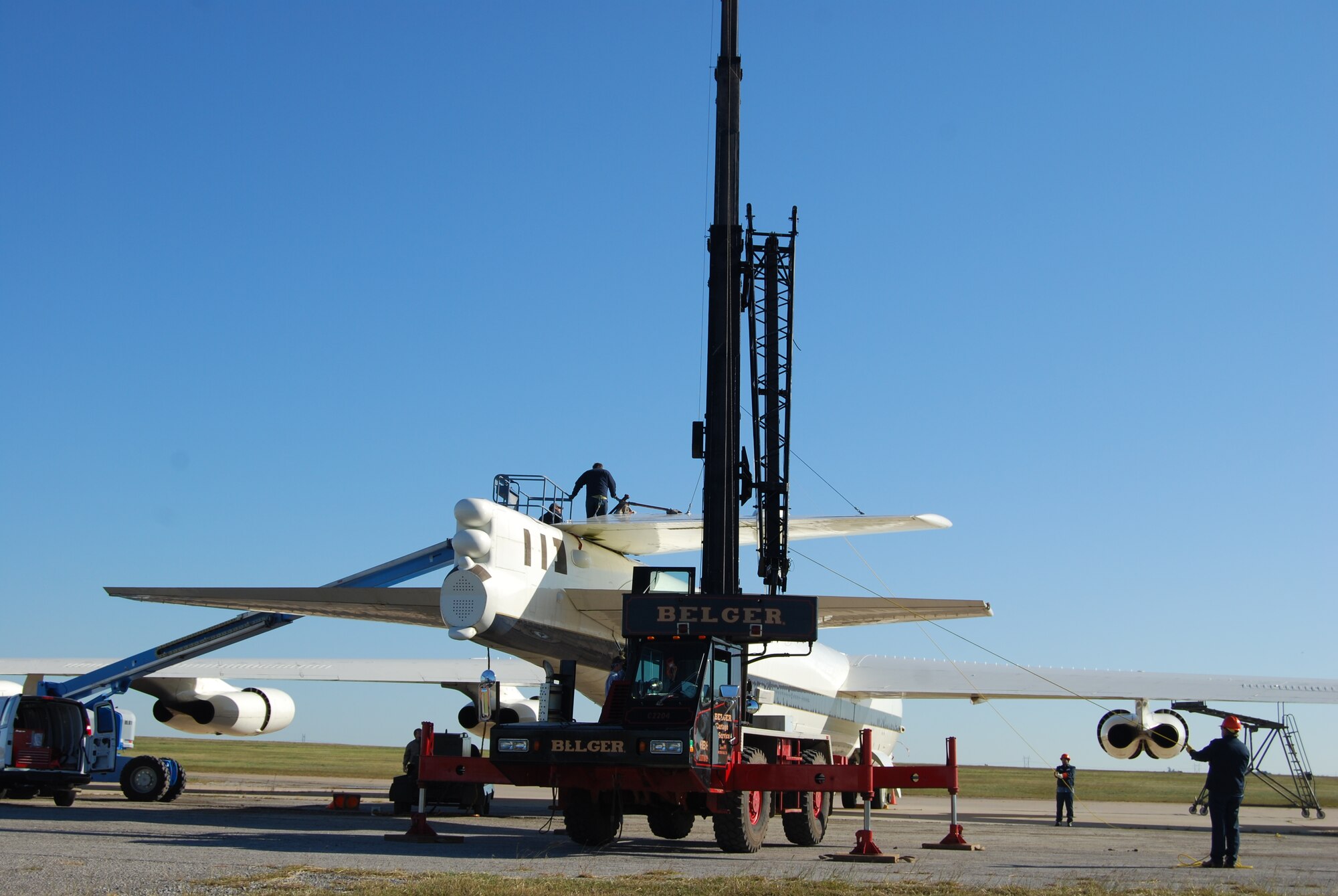 Team Sheppard acquires a new Ground Instructional Trainer Aircraft as the aerial stabilizer is removed from a B-52H Statofortress Long-Range Multi-Role Bomber Oct 16. The B-52H will be used to teach aircrew functions to aircraft maintenance students at Sheppard Air Force Base. (U.S. Air Force photo/Archie Pedigo)