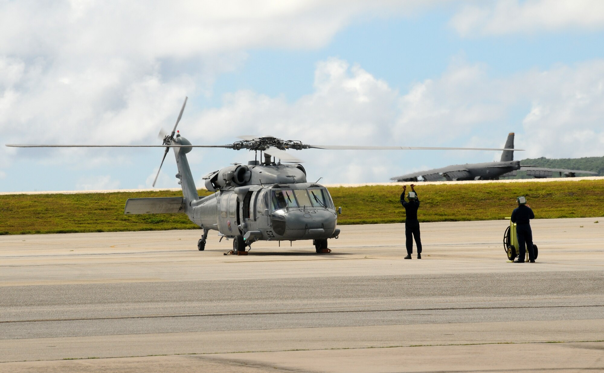 ANDERSEN AIR FORCE BASE, Guam - A MH-60S Knighthawk helicopter lands on the flightline here Oct. 29 returning Helicopter Sea Combat Twenty-Five Detachment 1 Sailors from a nine-month deployment.  During the deployment to the Western Pacific, Det. 1 safely flew over 530 flight hours and transported 5,500 tons of ordnance.  (U.S. Air Force photo by Staff Sgt. Jamie Lessard)