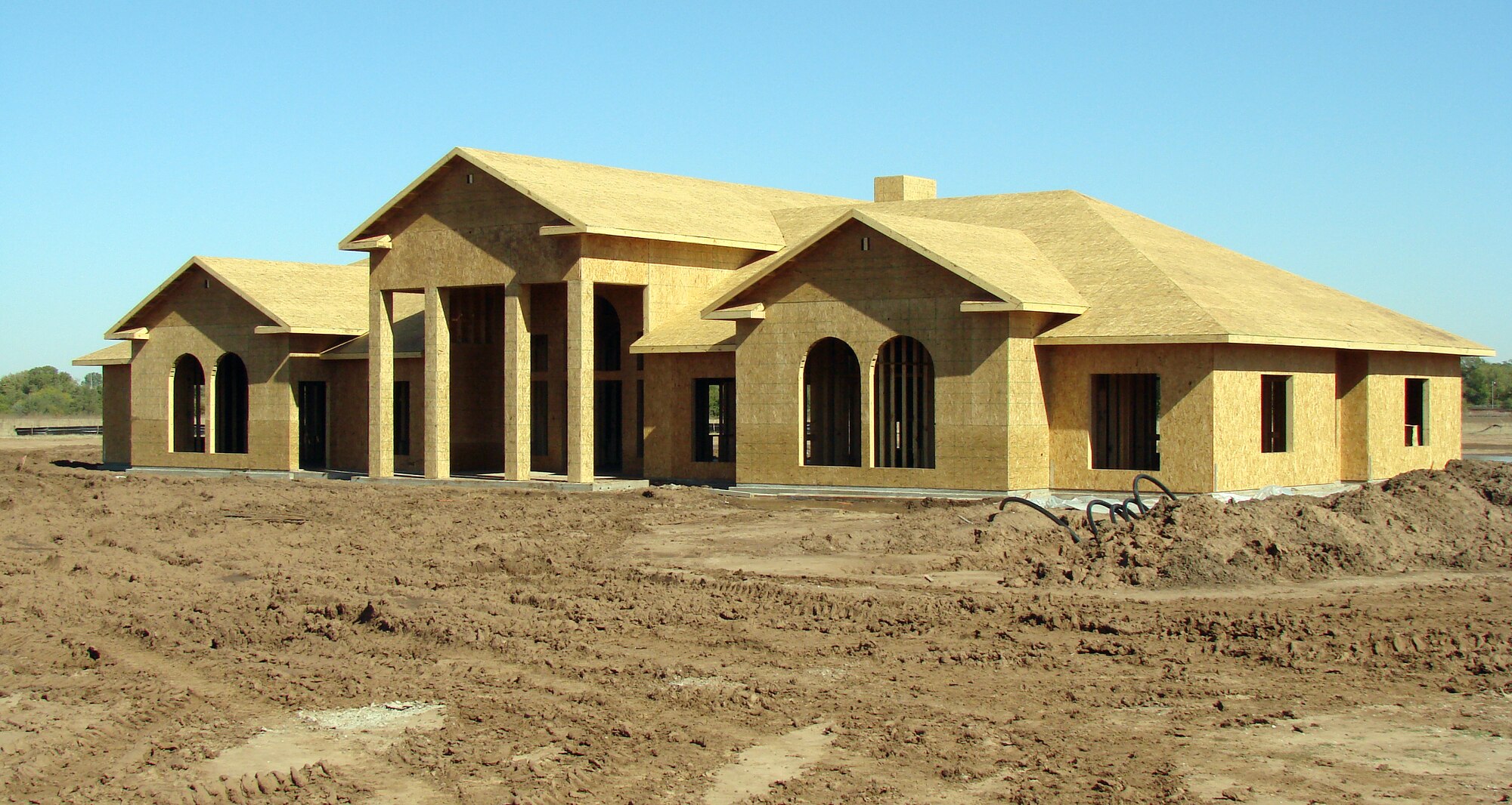 The future family-housing community center, visible when entering Vance off Southgate Road, is being built by Hunt Construction. In addition to the center, Hunt is building 14 single-family homes and 16 duplexes that will house company grade, field grade and senior grade officers. Construction completion is anticipated in summer 2009. (U.S. Air Force photo by Joe B. Wiles)