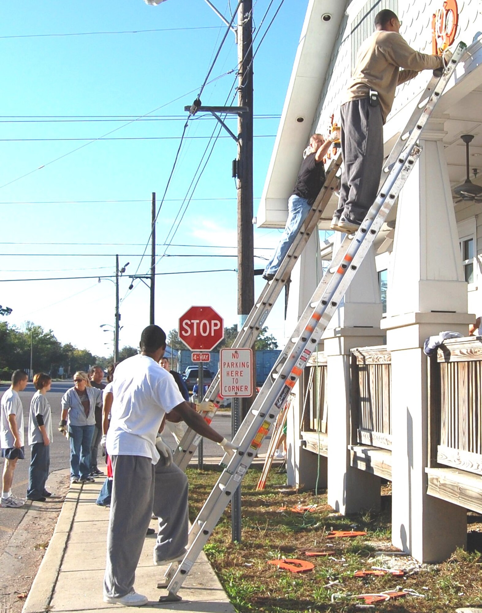 Keesler volunteers helped clean, paint and plant flowers at a former Biloxi restaurant being turned into a soup kitchen by the Salvation Army.  (U.S. Air Force photo by Steve Pivnick)