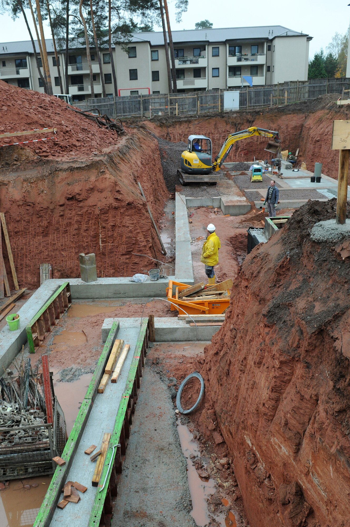 Construction takes place to build the new Child Development Center, Ramstein Air Base, Germany, Oct. 29, 2008. The Child Development Center is planned to be completed by Jan. 2010. (U.S. photo by Airman 1st Class Grovert Fuentes-Contreras)