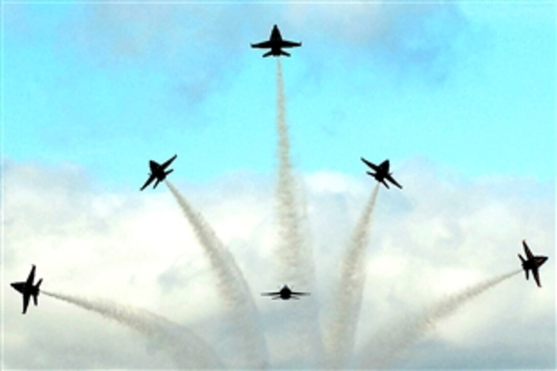 The Blue Angels perform at the 2008 Wings of Freedom Air Show on Naval Air Station Jacksonville, Fla., Oct. 25, 2008. 


