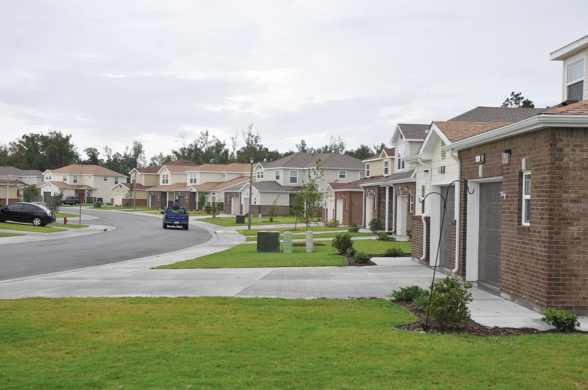 A quiet, undamaged street in Keesler's Thrower Park family housing.  The Thrower Park housing area sustained virtually no damage from the effects of Hurricane Gustav (U.S. Air Force photo by Adam Bond).