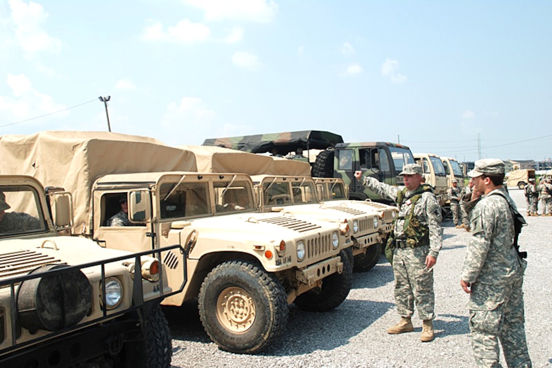 Soldiers of the Louisiana National Guard’s 256th Infantry Brigade ...