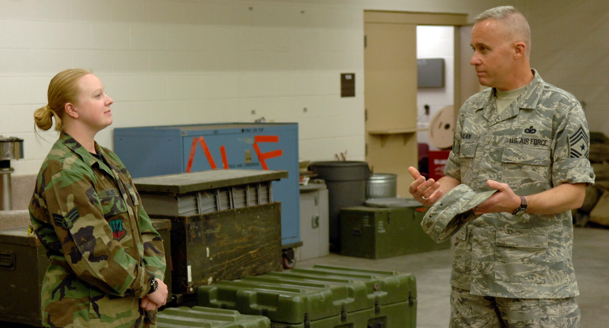 MOUNTAIN HOME AIR FORCE BASE, Idaho -- Chief Master Sgt. Todd Kabalan (right), 8th Air Force command chief, talks to Senior Airman Amanda Miller, 726th Air Control Squadron transportation, during a visit to the 726th ACS compound. The 726th ACS now falls under the 8th AF and this was the first time Chief Kabalan visited Mountain Home Air Force Base. (U.S. Air Force photo/ Airman Deborah Young)