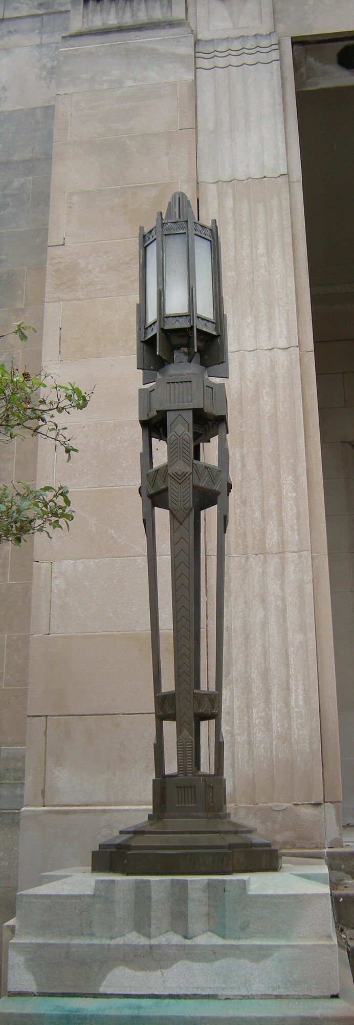 Bronze and frosted glass Art Deco lamps