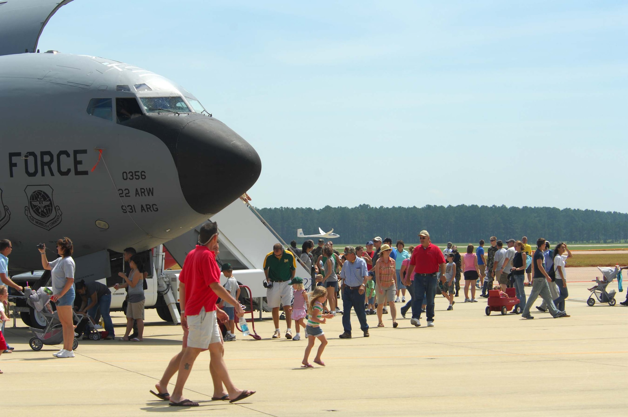 SHAW AIR FORCE BASE, S.C. -- The Sumter community enjoys the many display aircraft while others put on spectacular flight demonstrations during ShawFest 2008 Sept. 6. ShawFest is a tribute to the community for the support of military personnel at Shaw Air Force Base. (U.S. Air Force photo/Senior Airman William Coleman)