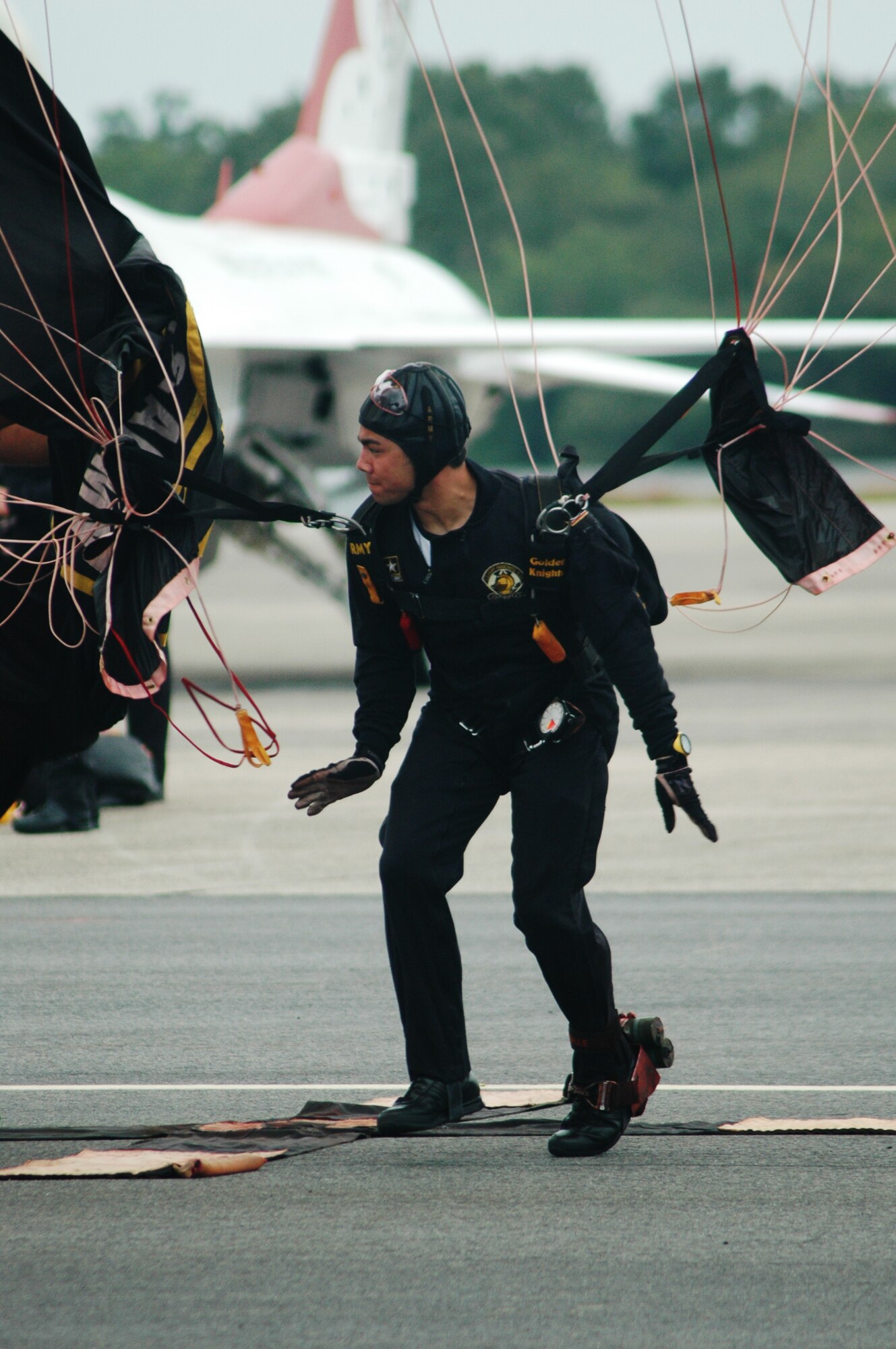 WESTOVER AIR RESERVE BASE, Mass. -- Despite the ominous morning clouds and the threat of huricane Hannah, Saturday's air show performers were able to fly and they were met with loud applause from on-lookers.  Today's show will feature the U.S. Air Force Thunderbirds,the U.S. Navy F-18 Super Hornet demonstration team and other aerobatic performers.  Gates open at 8 a.m. and the show starts at 9 a.m.  The air show is free and open to the public.