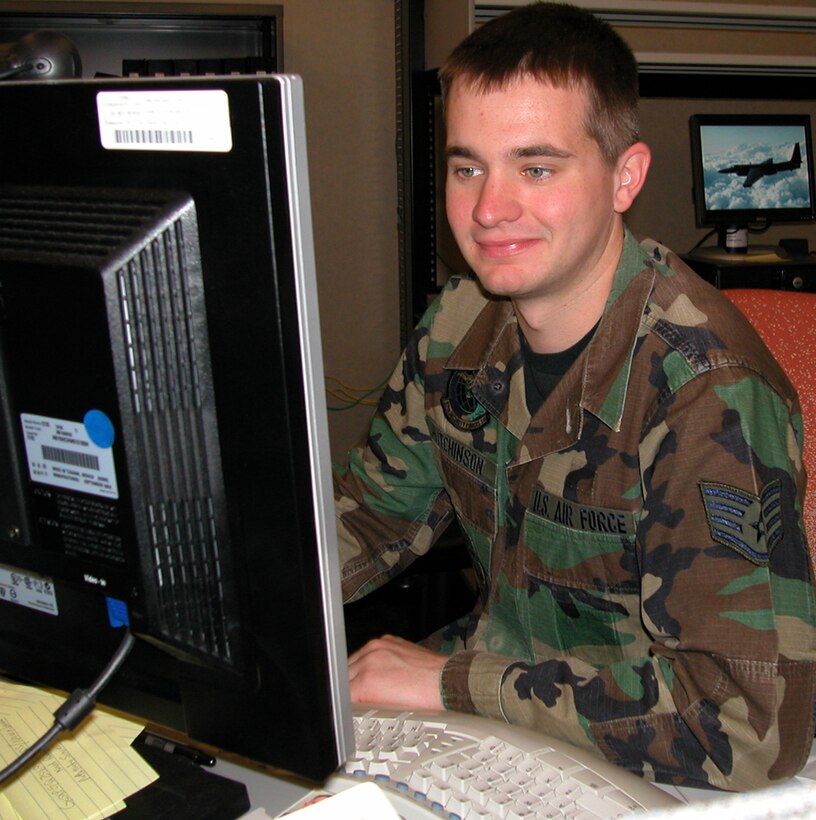 GRISSOM AIR RESERVE BASE, Ind., -- Staff Sgt. Daniel Hutchinson, a computer systems operator with the 434th Communications Squadron, works in the customer support section -- or help desk area -- during a recent unit training assembly. (U.S. Air Force photo/Staff Sgt. Chris Bolen)