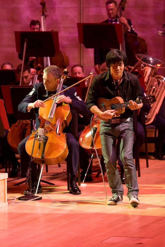 Ukulele master Jake Shimabukuro performed mesmerized the audience with his version of “While My Guitar Gently Weeps” as part of the U.S. Air Force Band television special titled “America’s Veterans: A Musical Tribute.” The show was taped at the Music Center at Strathmore in North Bethesda, Md., and will air nationally on public television and overseas on American Forces Network over the Veterans Day holiday. Also appearing on the program are two-time Grammy Award-winner Patti LaBelle, country music superstar Clint Black and Academy Award-winning Actor Cliff Robertson.